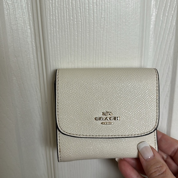Coach Wallet - Picture 6 of 6
